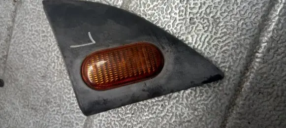 Renault Espace II Front fender indicator light