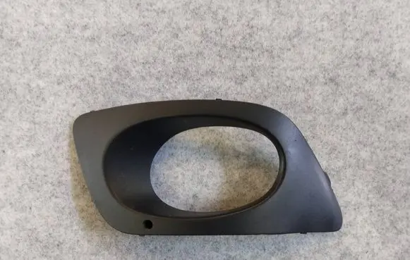 Mercedes-Benz Sprinter W906 Front fog light trim/grill A9068850253