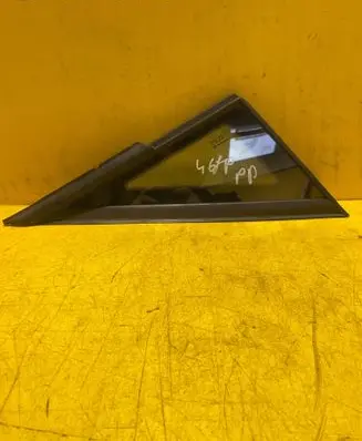 Seat Ibiza IV (6J,6P) Front triangle window/glass 6J0845412