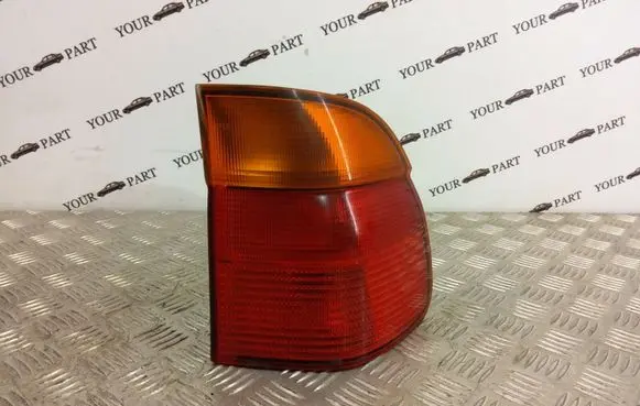 BMW 5 E39 Rear/tail lights 8361672