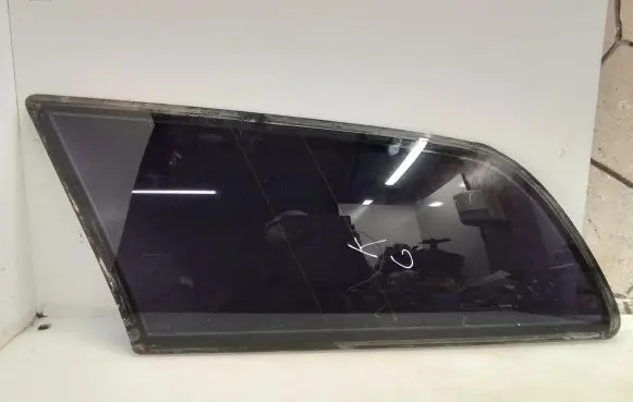 Mercedes-Benz E W210 Rear side window 43R001190