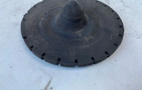 Audi A6 S6 C5 4B Rear coil spring rubber mount 8E0512149C