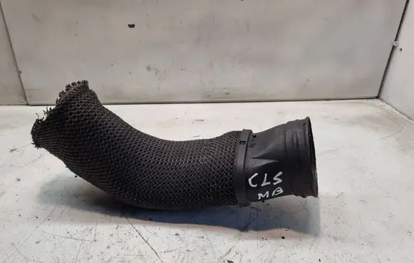 Mercedes-Benz CLS C219 Air intake duct part A2730940311