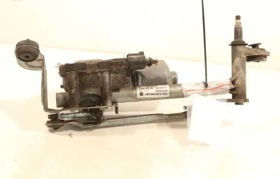 Volkswagen Golf Plus Wiper motor 3397020882
