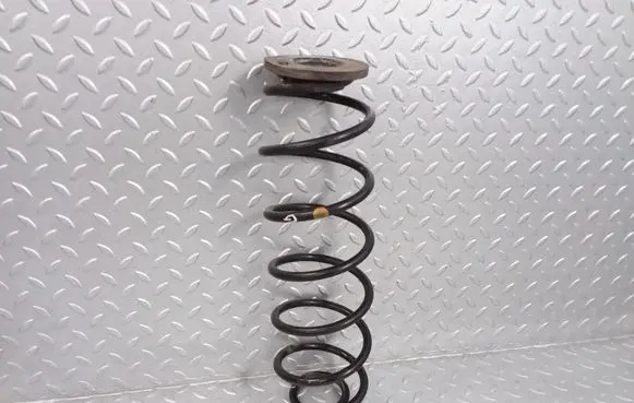 Volkswagen Jetta VI Rear coil spring 5C0511115AM