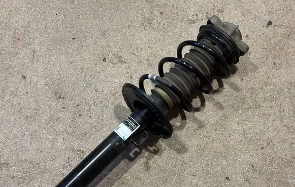 BMW X3 G01 Front shock absorber/damper 6871780
