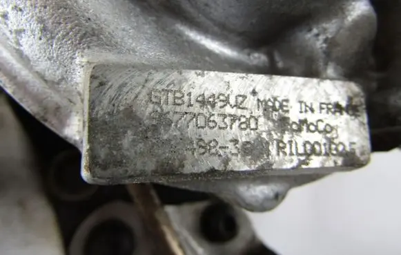 Ford C-MAX II Turbo 9677063780
