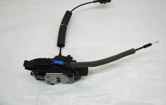 Renault Laguna III Front door lock 805010004R