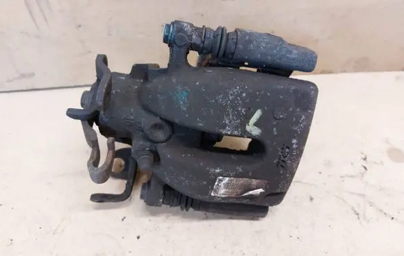 Citroen DS5 Brake caliper pad carrier rear 864676