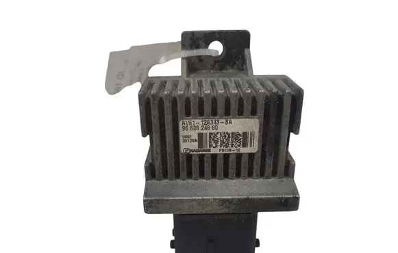 Citroen C5 Glow plug pre-heat relay 9663824880 AV6112A343BA
