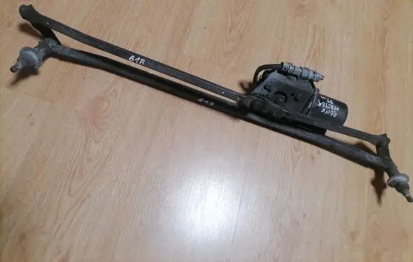 Renault Master II Front wiper linkage and motor