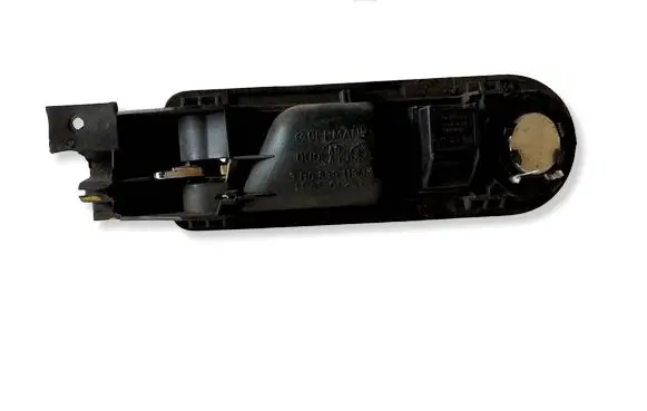 Volkswagen PASSAT B5.5 Front door interior handle 3B1837114