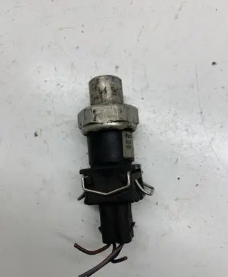 Audi A4 S4 B5 8D Air conditioning (A/C) pressure sensor 8D0959482B TDP302QADG2