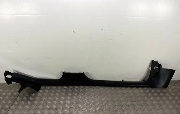 Seat Arona Front sill trim cover 6F0863483