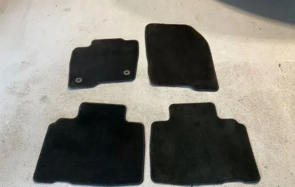 Ford Edge II Car floor mat set FT4Z5813300AA KT4BR130D00EA