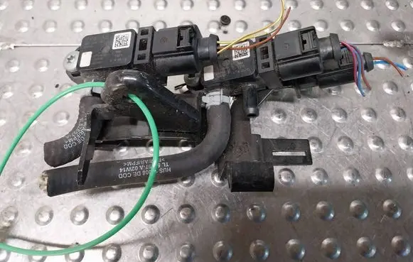 Volkswagen Polo V 6R Other devices 04L131552AK 04L906051