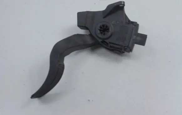 Ford Focus C-MAX Accelerator pedal position sensor 8S4A9F836AA