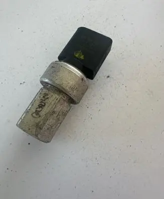 Volkswagen Transporter - Caravelle T5 Air conditioning (A/C) pressure sensor 1K0959126D 52CP0905 143911