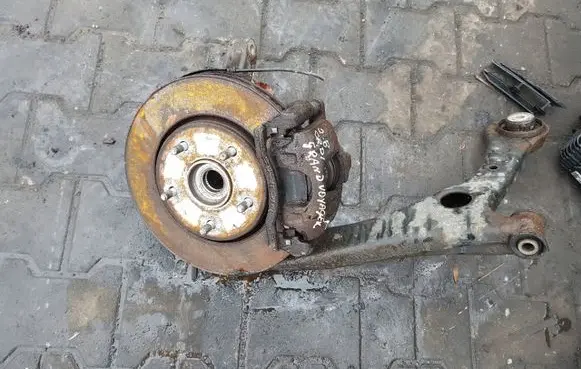 Chrysler Voyager Front wheel hub spindle knuckle