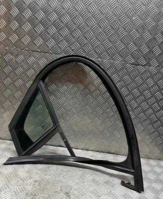 Opel Astra K Front door vent window glass four-door 43R000055 E000090 2M61385