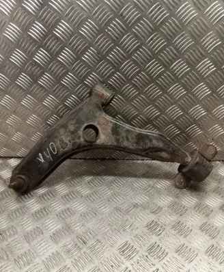 Volvo S40, V40 Front lower control arm/wishbone