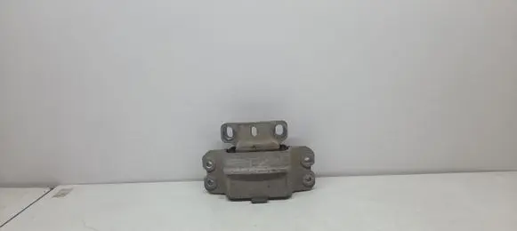 Volkswagen Golf VI Engine mount bracket 1K0199555