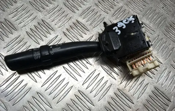 Subaru Forester SG Indicator stalk 17A089B