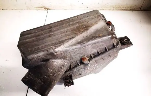 Rover 620 Air filter box at315529