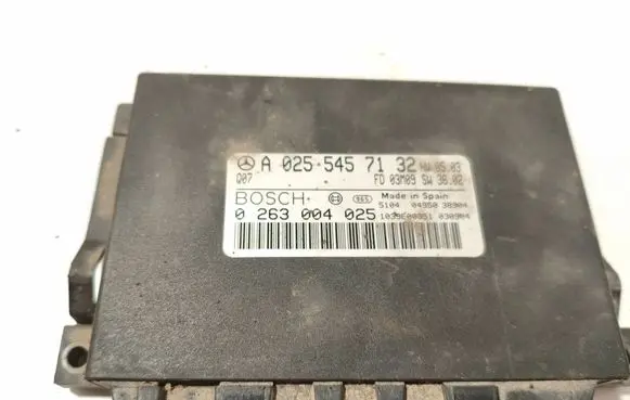Mercedes-Benz E W211 Parking PDC control unit/module A0255457132 0263004025