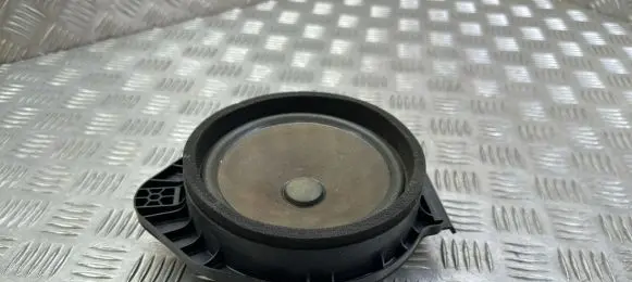 Opel Astra J Front door speaker