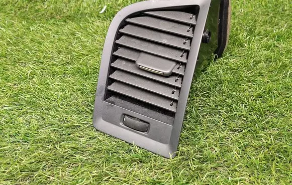 Dashboard side air vent grill/cover trim