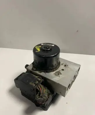 Volvo V70 ABS Pump 8671224 10092504033 5WK84002