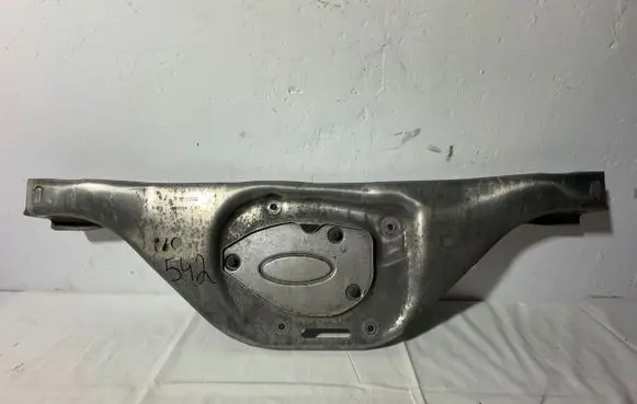 Porsche 911 991 Engine mounting bracket 9A137501408