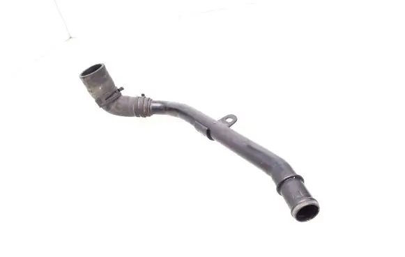 Volkswagen PASSAT B6 Engine coolant pipe/hose 06F121065J 06F121057C