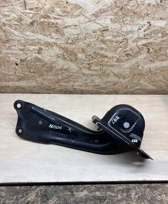 Rear upper control arm/wishbone