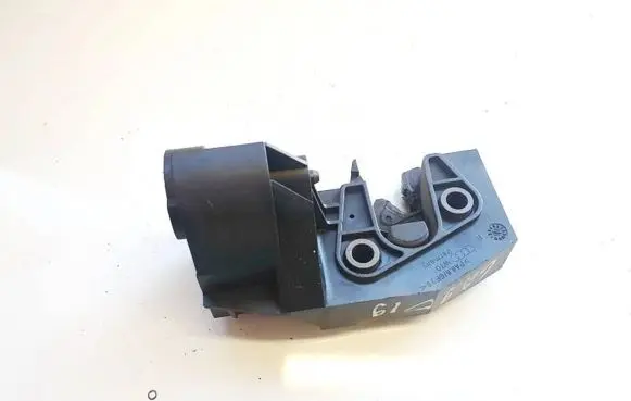 Audi A6 S6 C5 4B Seat back rest lock catch 