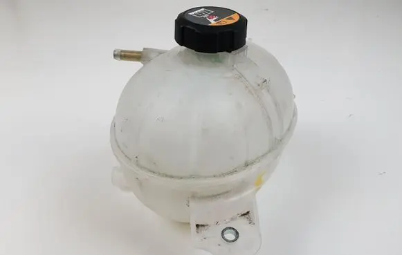 KIA Sportage Coolant expansion tank/reservoir 25430D3700