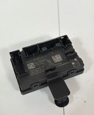 Skoda Kodiaq Door central lock control unit/module 5Q4959592F