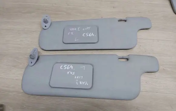 Toyota Yaris Sun visor