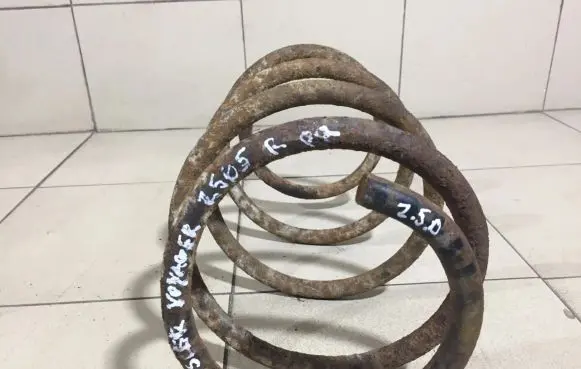 Chrysler Voyager Front coil spring