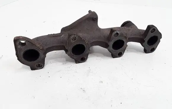 Nissan Almera N16 Exhaust manifold