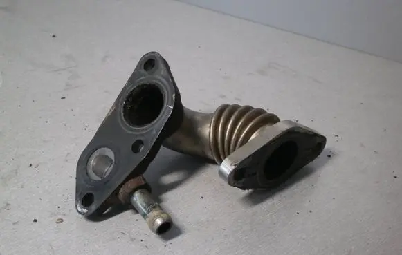 Mercedes-Benz ML W163 EGR valve line/pipe/hose