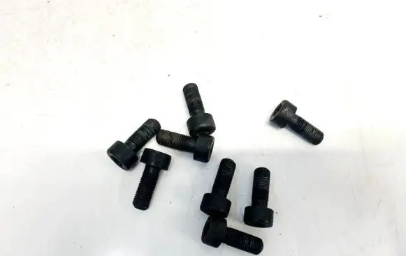 Ford Kuga I Nuts/bolts 