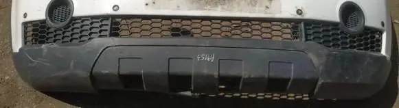 Chevrolet Captiva Front bumper baltas
