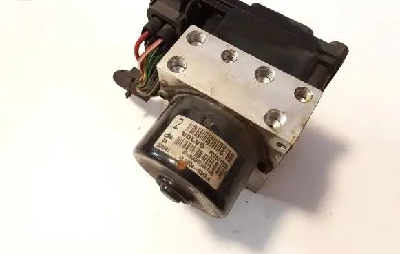 Volvo V70 ABS Pump 08671225 8671224