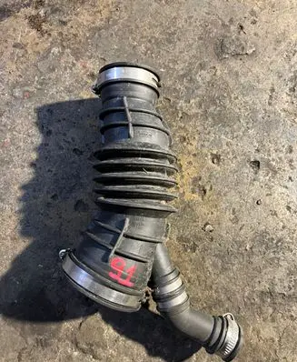 Ford Mondeo MK V Air intake hose/pipe DS7309R504MB