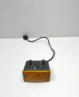 Mercedes-Benz SL R107 Front indicator light A1078200320 A1078200420
