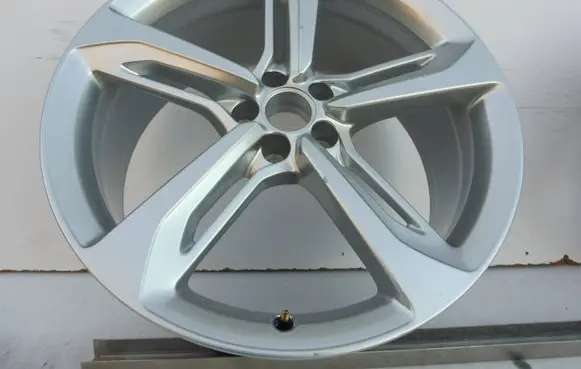 Audi A7 S7 4G R21 alloy rim 4G8601025AP