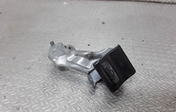 Subaru Forester SH Engine bonnet (hood) release handle