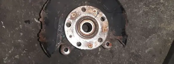 Volkswagen Eos Front wheel hub